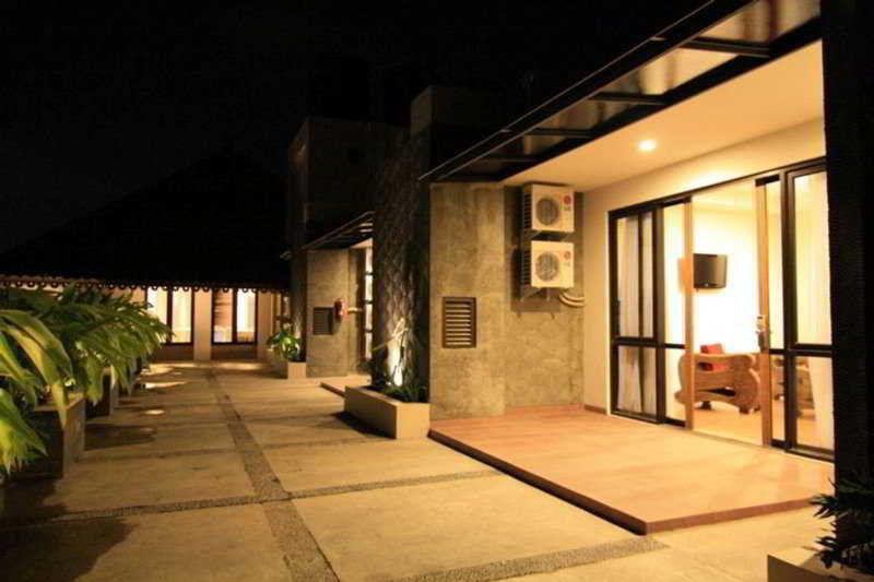 Jentra Dagen Hotel Malioboro Yogyakarta Exterior foto